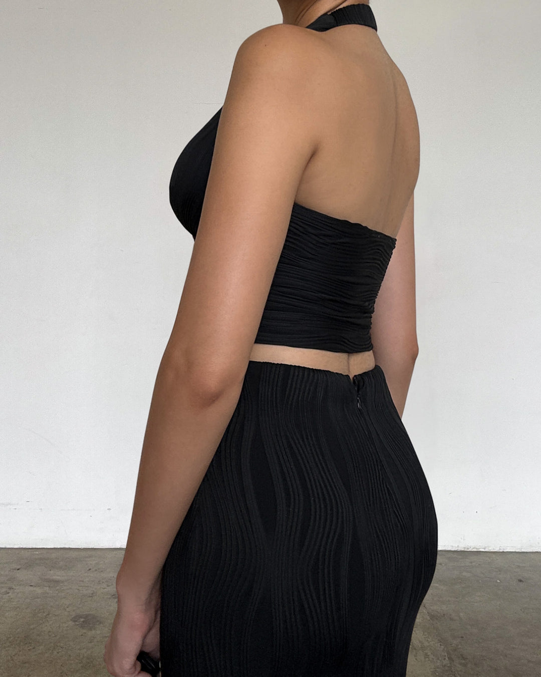 MELANIA TEXTURED HALTER TOP & MIDI SKIRT SET