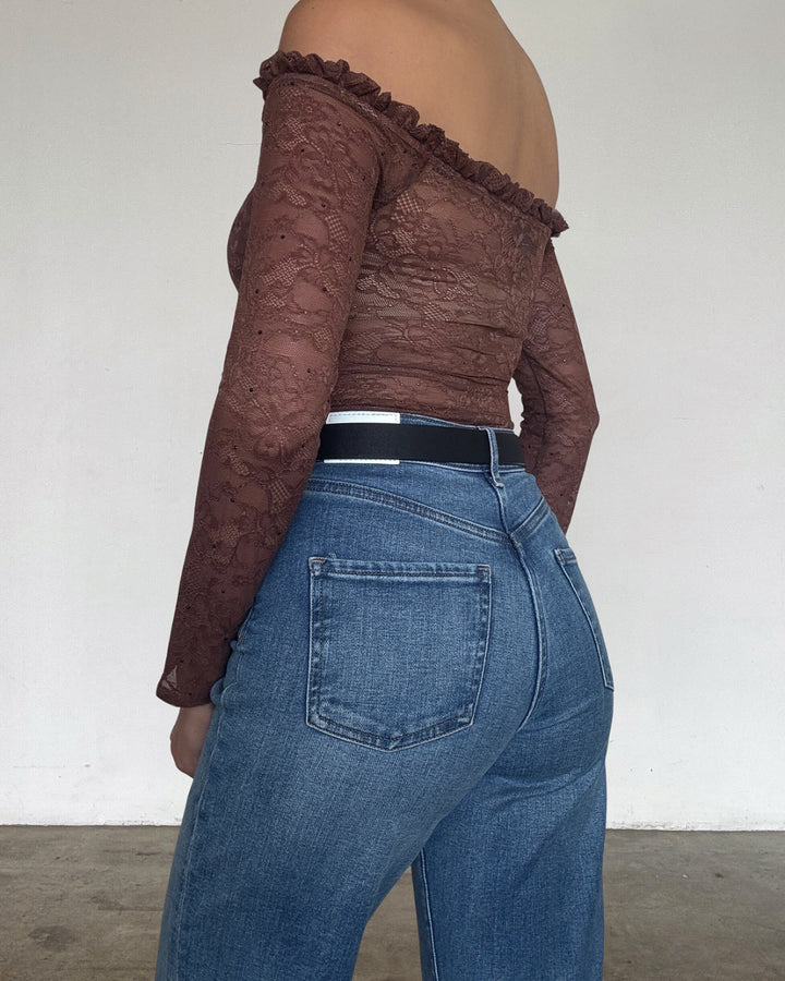 EMBER OFF THE SHOULDER BODYSUIT IN BROWN