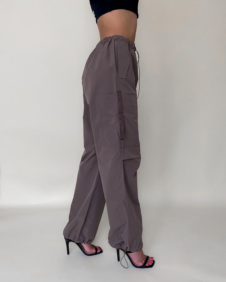 PENELOPE PARACHUTE CARGO PANTS - TRUFFLE