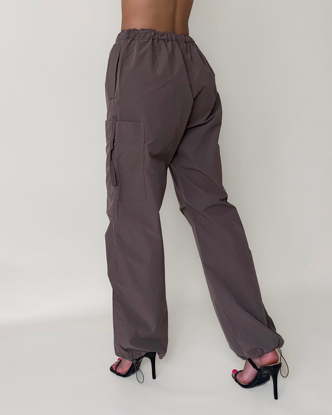 PENELOPE PARACHUTE CARGO PANTS - TRUFFLE